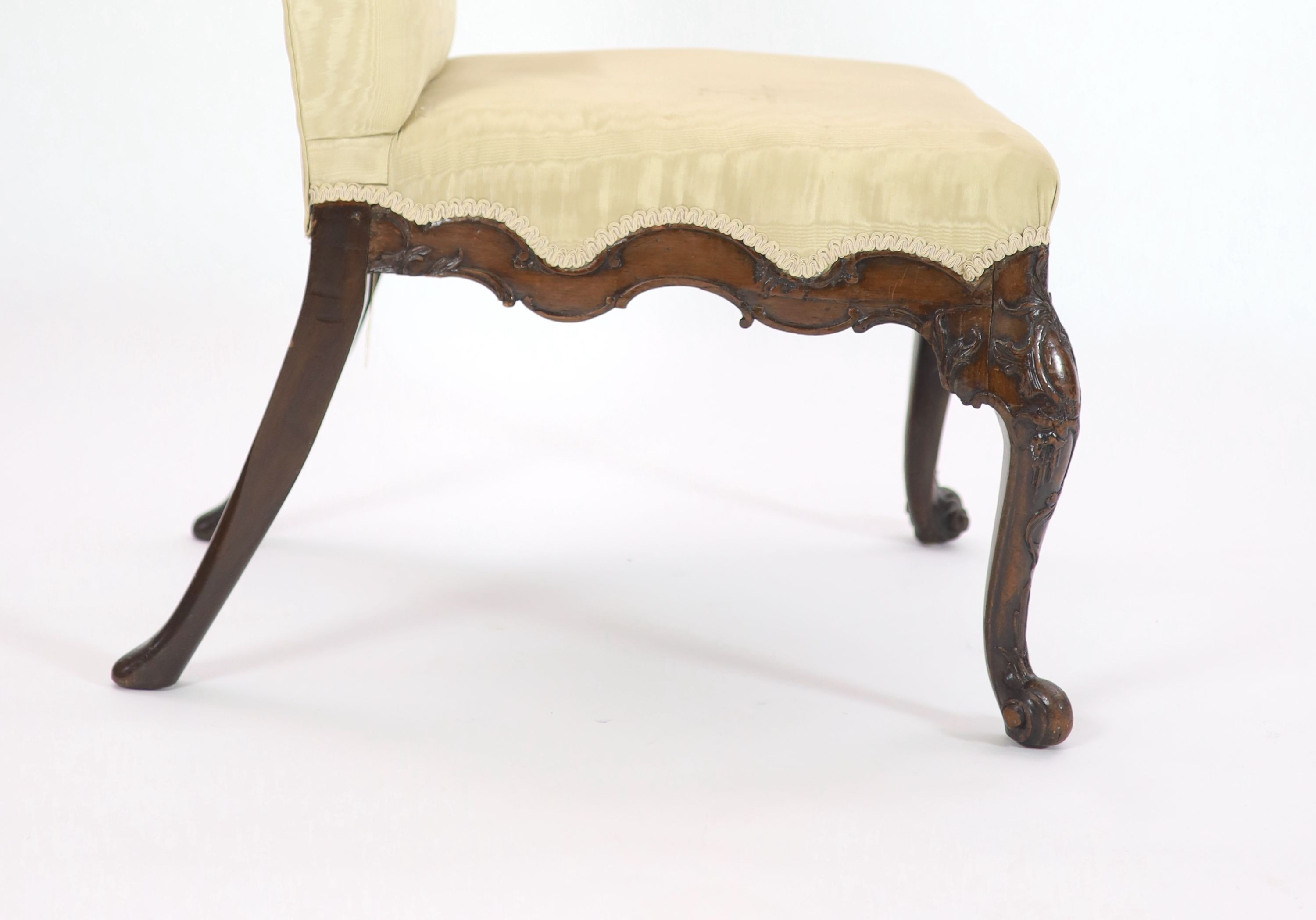 A George II red walnut side chair W.64cm D.73cm H.99cm